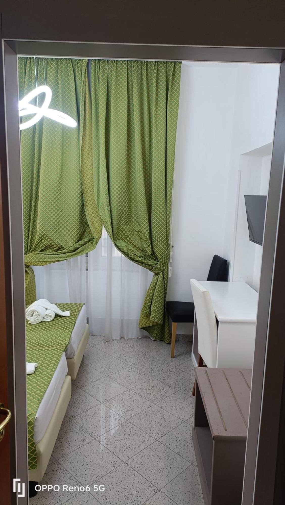 House 4 Mori Hotel Roma Ngoại thất bức ảnh
