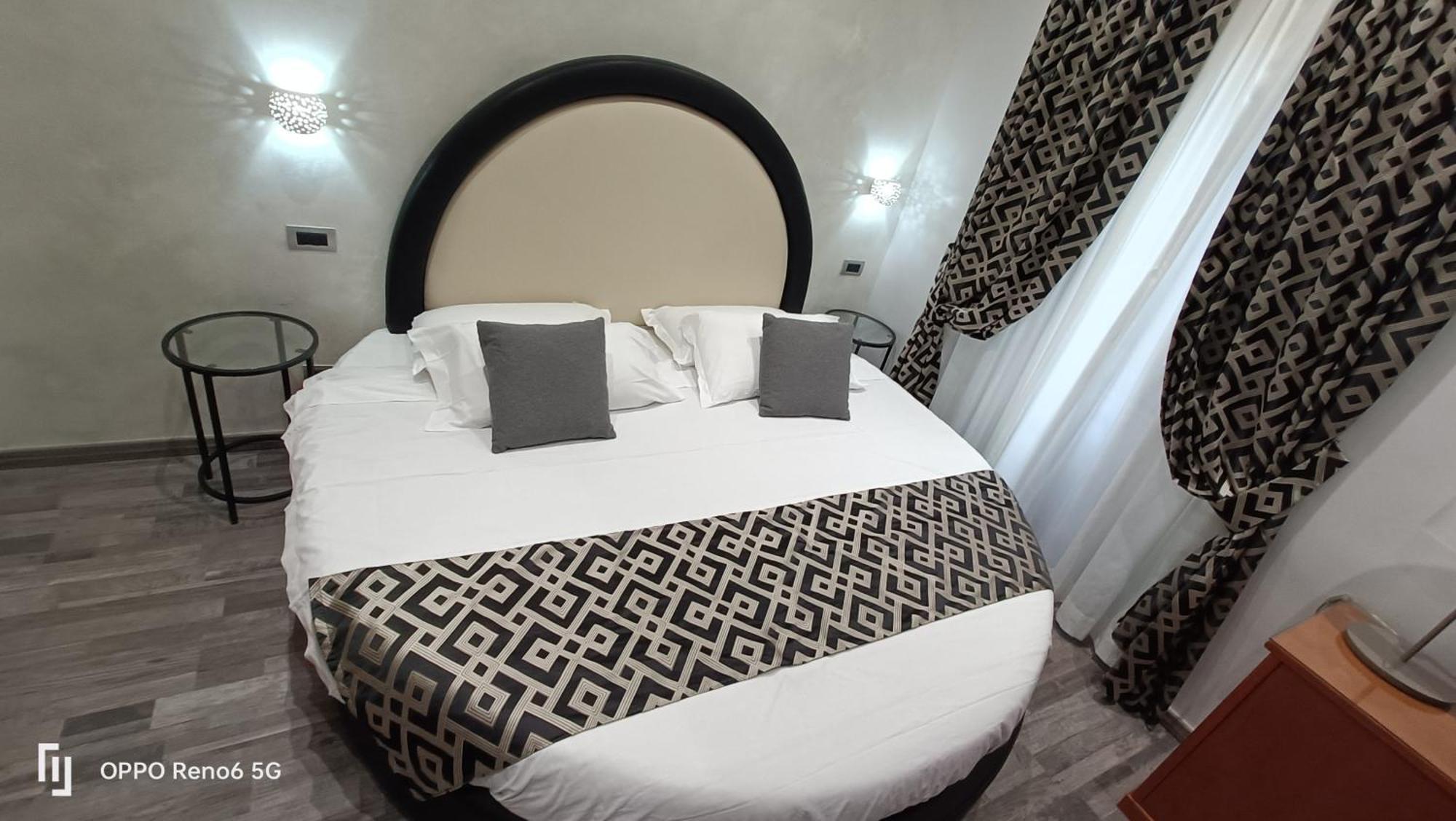 House 4 Mori Hotel Roma Ngoại thất bức ảnh
